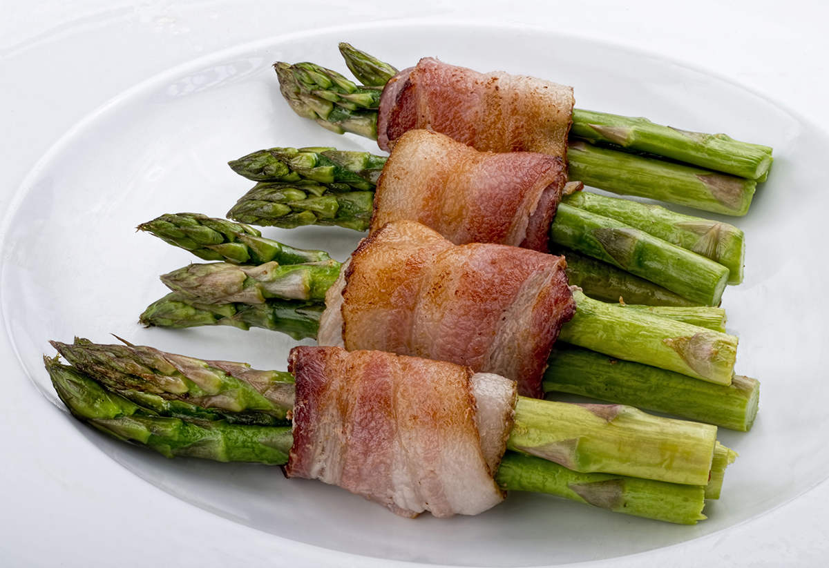 asparagus with bacon
